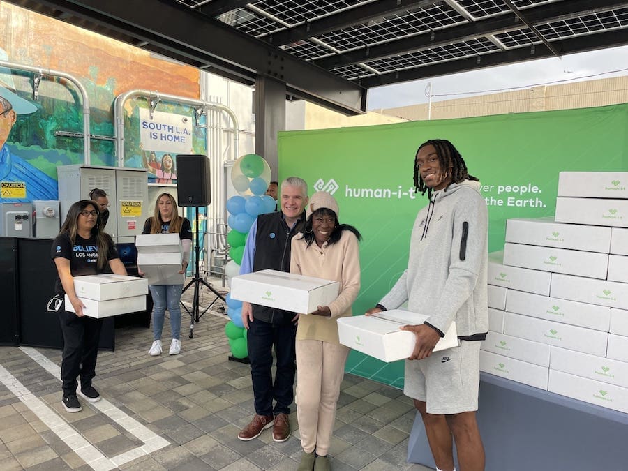 Connecting Communities: AT&T Laptop Distribution in LA Shows What It ...