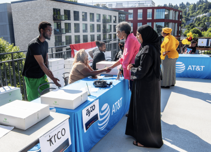 ATT-and-Human-I-T-donate-200-Laptops-to-Oregon-Community-Foundations-Black-Student-Success-Network_900x675