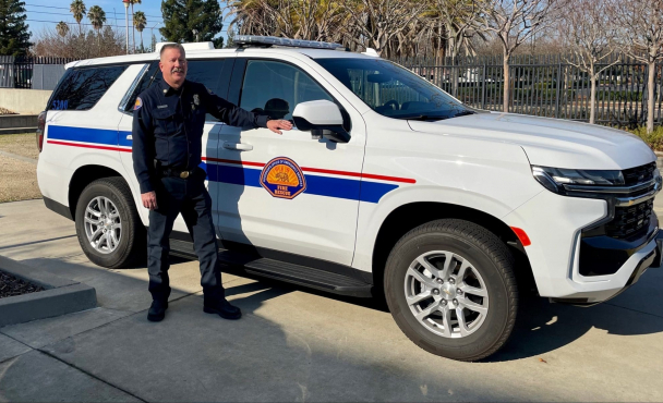 Chief-Brian-Marshall-and-Cal-OES-Command-Vehicle-2048x1215