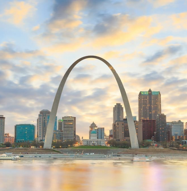 An image of the Gateway Arch in Missouri