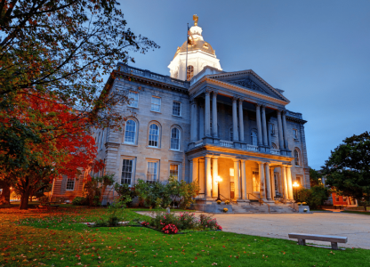 An image of the NH State House