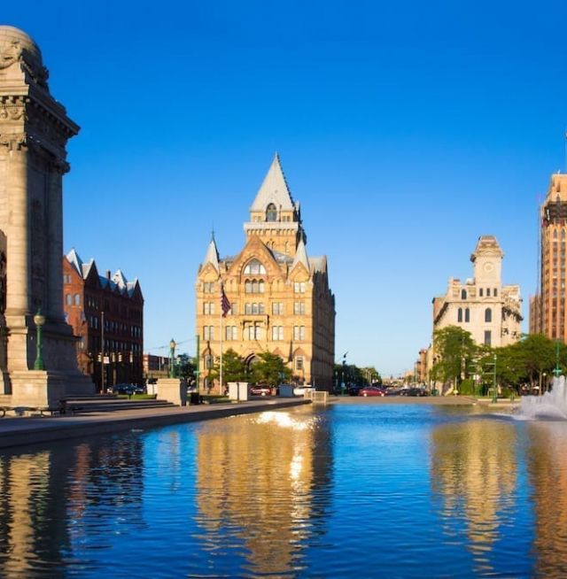 A cityscape of Syracuse, New York.